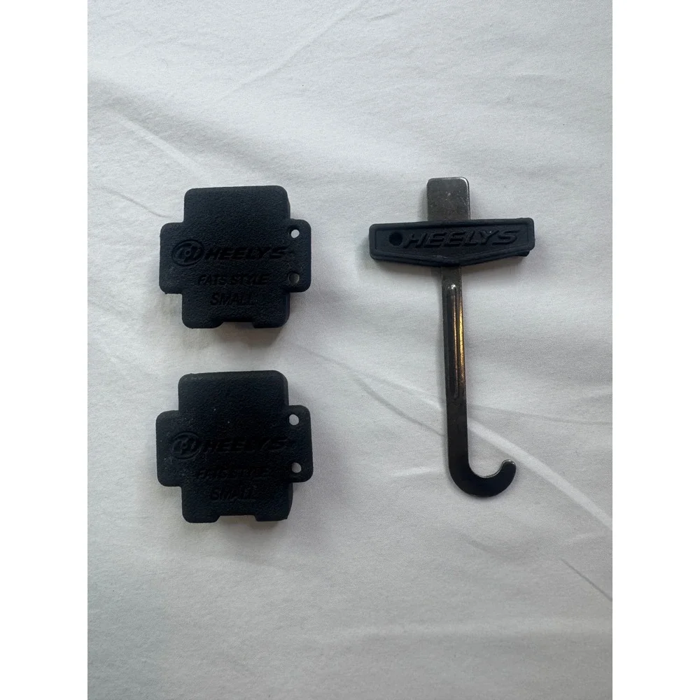 Heelys Fats Style Small Replacement Sole Plugs and Removal Tool Hook Black Set